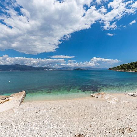 Villa Unique Sur La Plage Pour Des Vacances Inoubliables En Famille Ou Entre Amis Pour 10 Personnes Slatine Eksteriør billede
