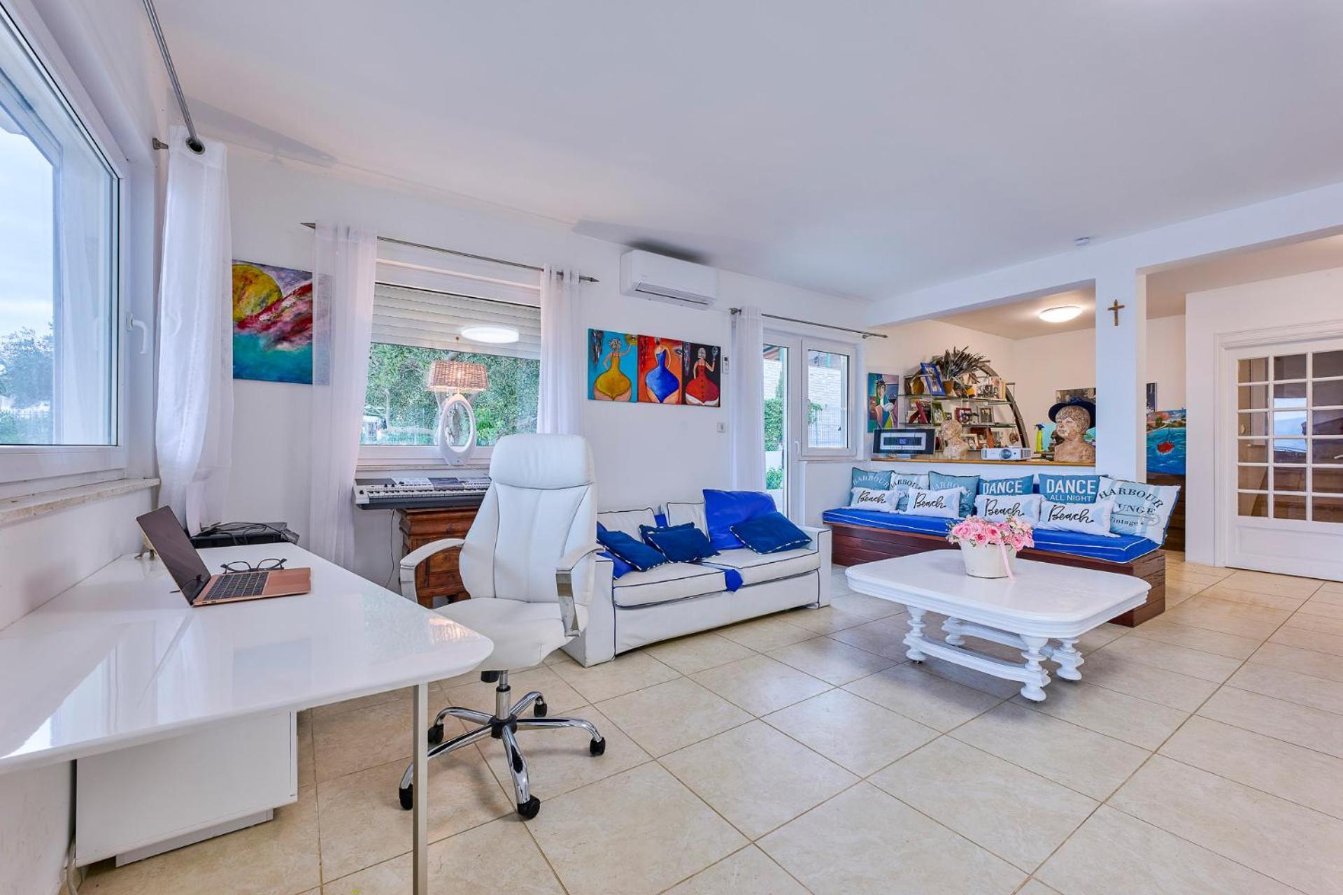 Villa Unique Sur La Plage Pour Des Vacances Inoubliables En Famille Ou Entre Amis Pour 10 Personnes Slatine Eksteriør billede